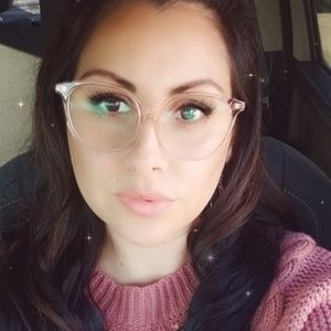 Meet your Posher, Virginia